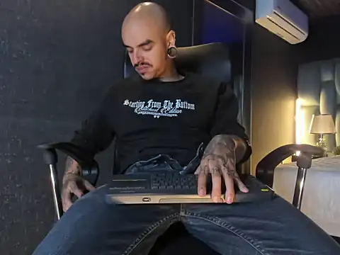 kaletattoo webcam