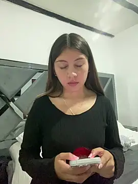 Sara-cooper2 webcam