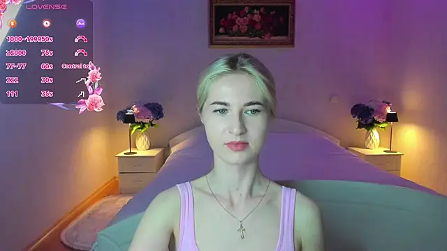 Julie_Blaze webcam
