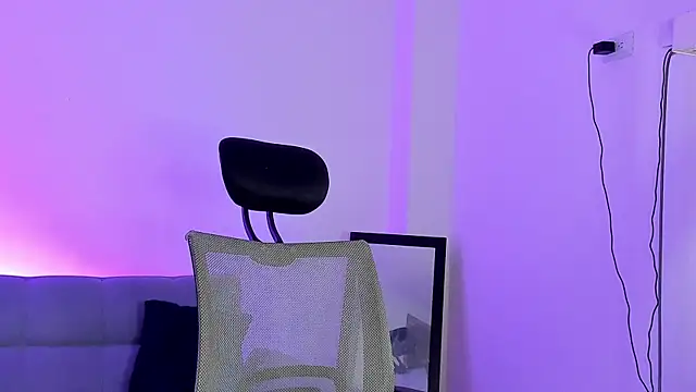 _jamesleandros1 webcam