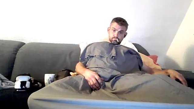 Cambitchboy webcam