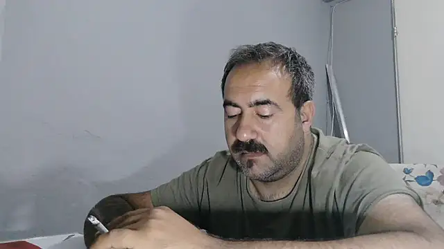 -dark-look- webcam