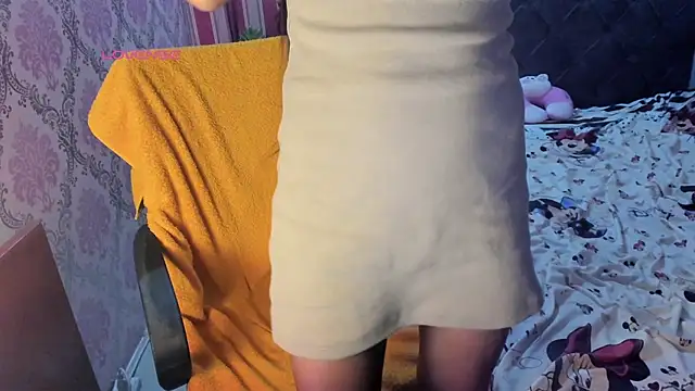 Mica_Jones webcam