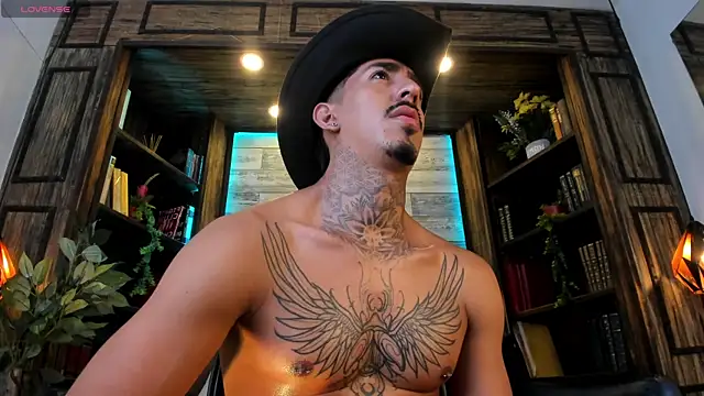 Donovan_Desmond webcam