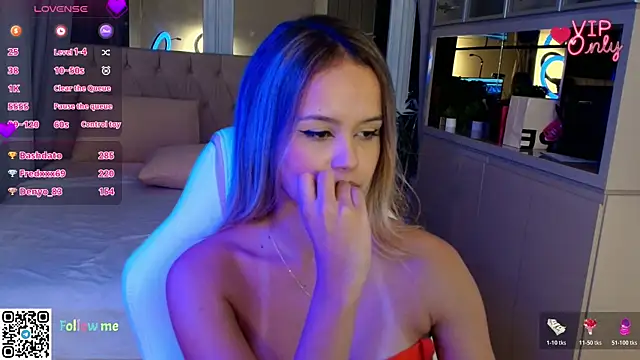 Stacy_Tyler webcam