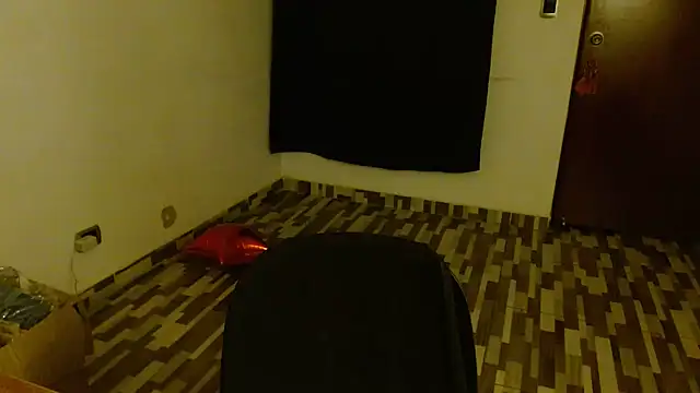 ella_peck webcam