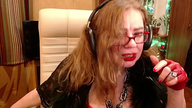 Miss_Tress webcam