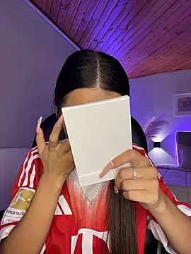 Sofia18_pinkk webcam