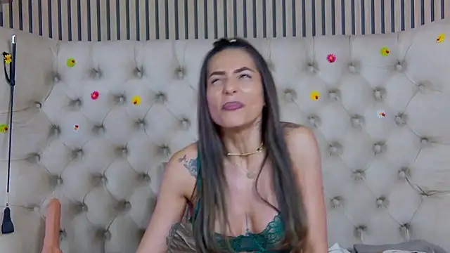PlayfulShow webcam