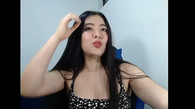 EloiseJun webcam