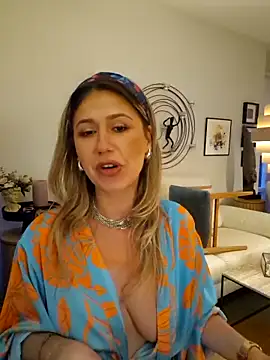 CelynaRoss webcam