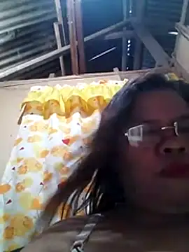 Huge_mama69 webcam