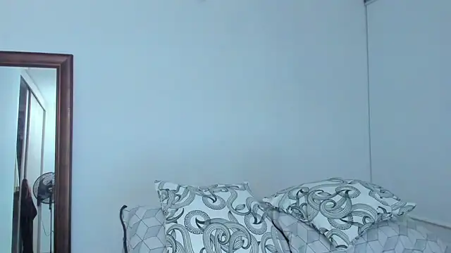 KingLevi01 webcam