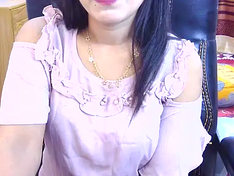 Noor_Zarin webcam