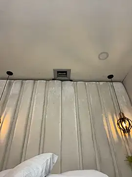 LucianaAriaas webcam