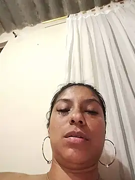 AngelicaStorms webcam