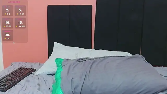 kinkymaturee webcam