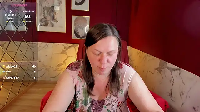 KellyPerfection webcam
