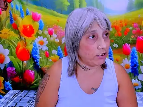 indianroxy webcam