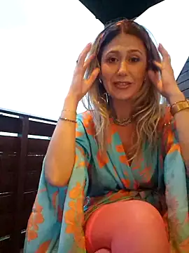 CelynaRoss webcam