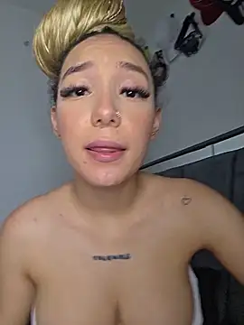 alaia_princess webcam