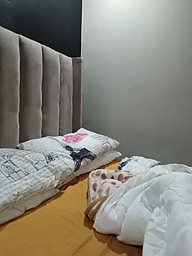 Ms__JOJO webcam
