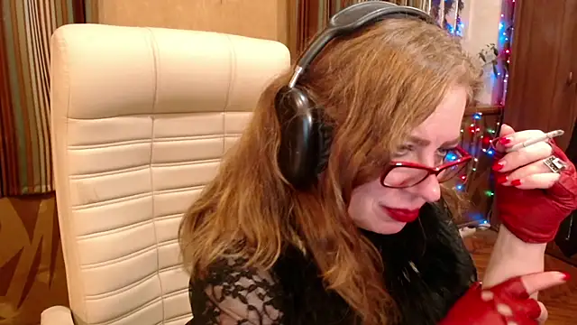 Miss_Tress webcam