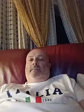 Alexis_Bull webcam
