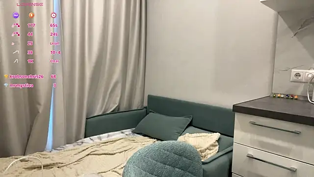 Anika_Socutehe webcam