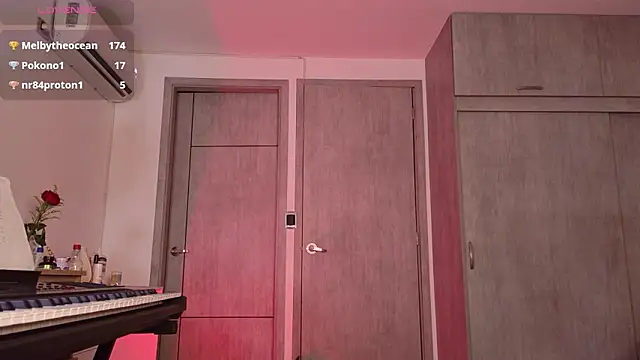 Brown_skin11 webcam
