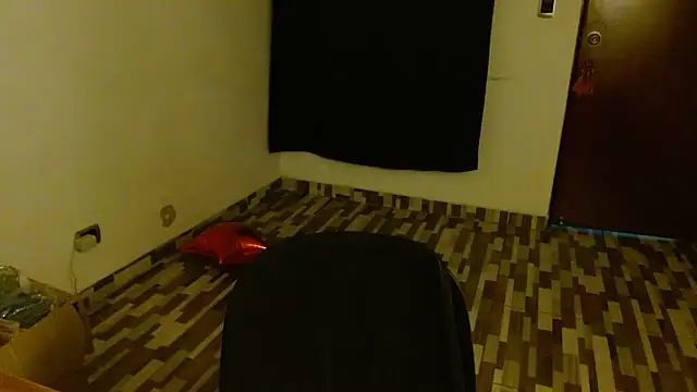 ella_peck webcam