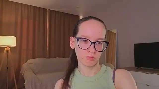 BettyBrowni webcam