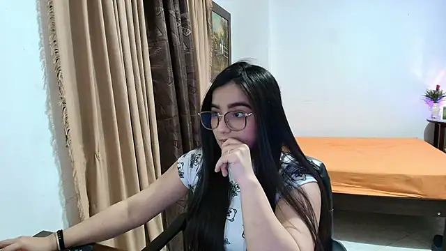 Charlotte_Richardson webcam