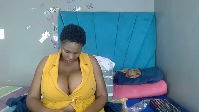 Bustyboobs1986xXx webcam