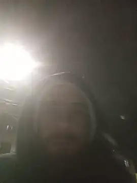 hairy_mannn webcam