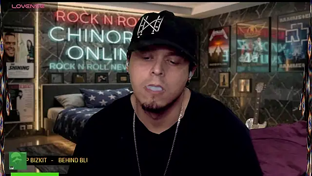 chino_roz webcam