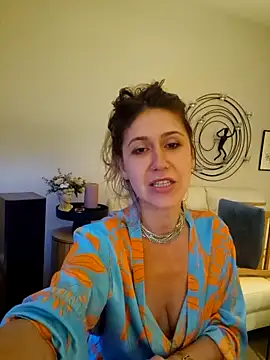 CelynaRoss webcam