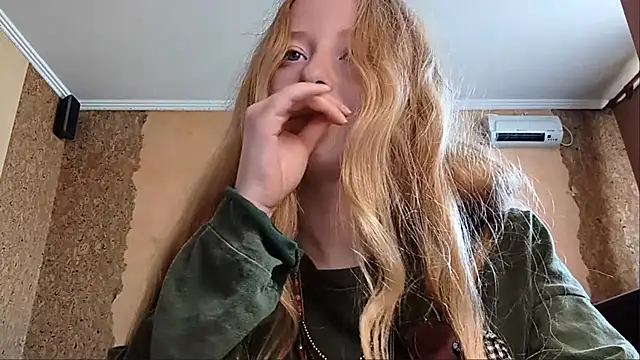 KateVibe_01 webcam