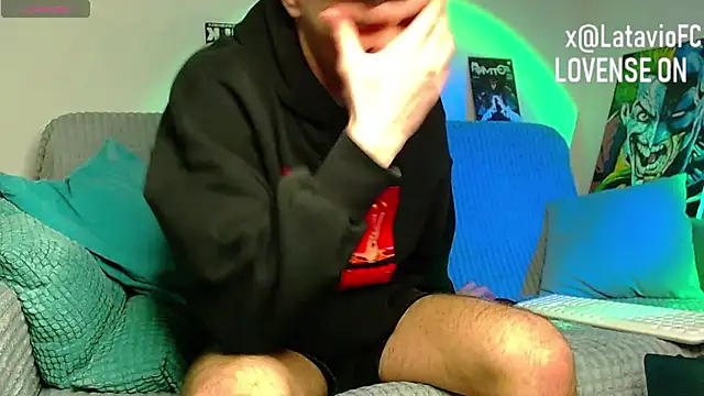 Midnighter_ live cam on StripChat