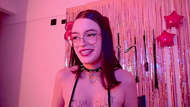 nina_kink live cam on StripChat