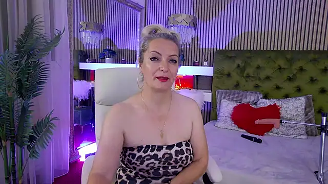 LadyTouch webcam