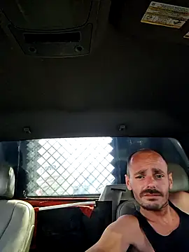 daddyandsplashqueen (Ask my age) - switch to a thong