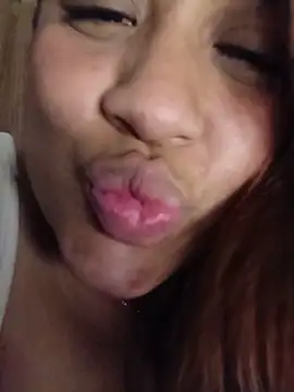 AriaGomez_ webcam