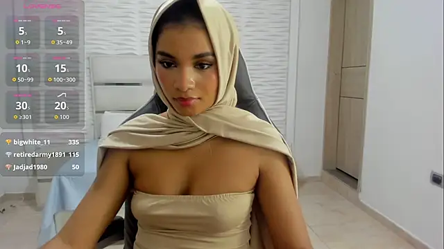layla_irfan (F young) - show pussy+ naked