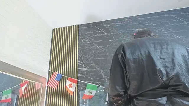 Modelo: diosagolden