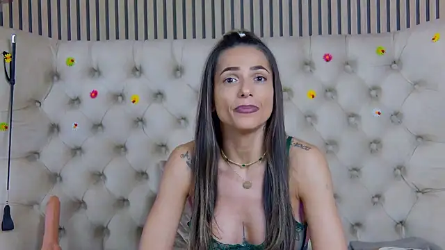 PlayfulShow webcam