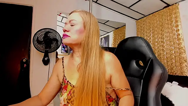 alicee__mature webcam