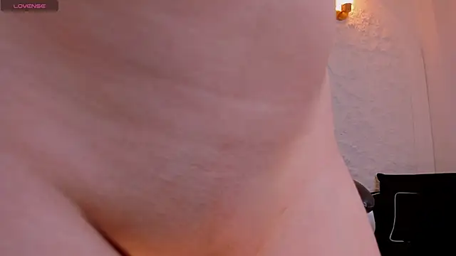 AmyRosse_X webcam