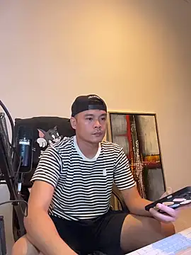 clarkdangerous (Ask my age) - I'll cum #asian #gay #lovense #daddy