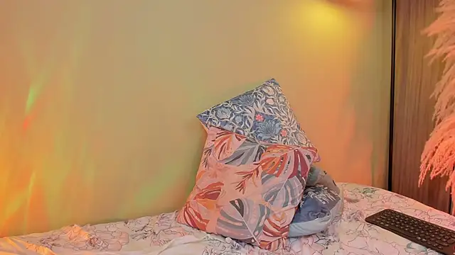 Fluffygarden webcam